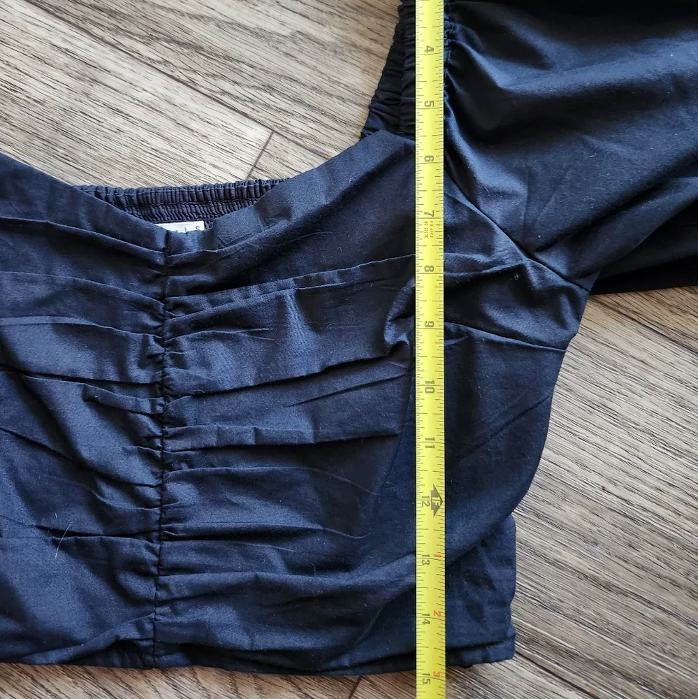 Abercrombie & Fitch Black Puff Sleeve Top Size Small